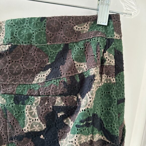 Guess Camo Crochet Cargo High Rise Joggers Pants Womens Size 30 NWOT RARE Boho - Picture 11 of 16